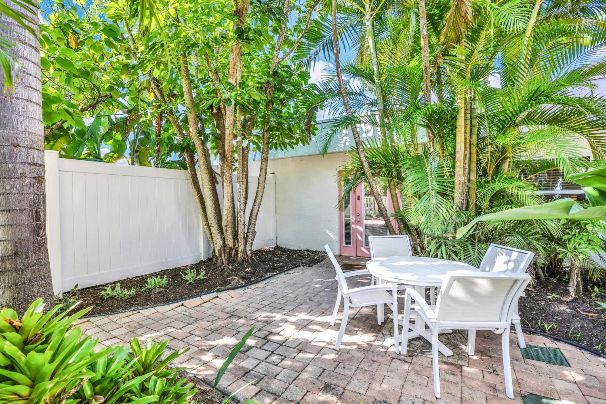 Sunrise Garden Resort Anna Maria Exterior foto